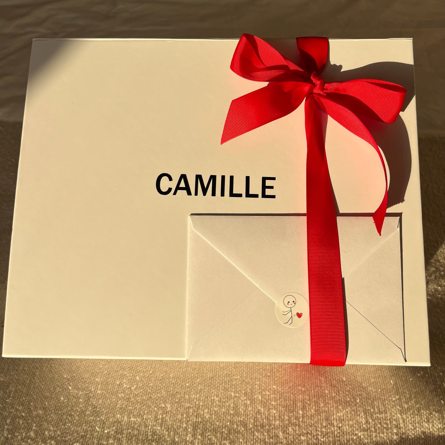 La box personnalisée - Someone Loves You®
